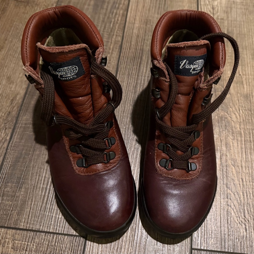 Vasque 1996 Skywalk Rich Brown Leather Boots Original like new vintage